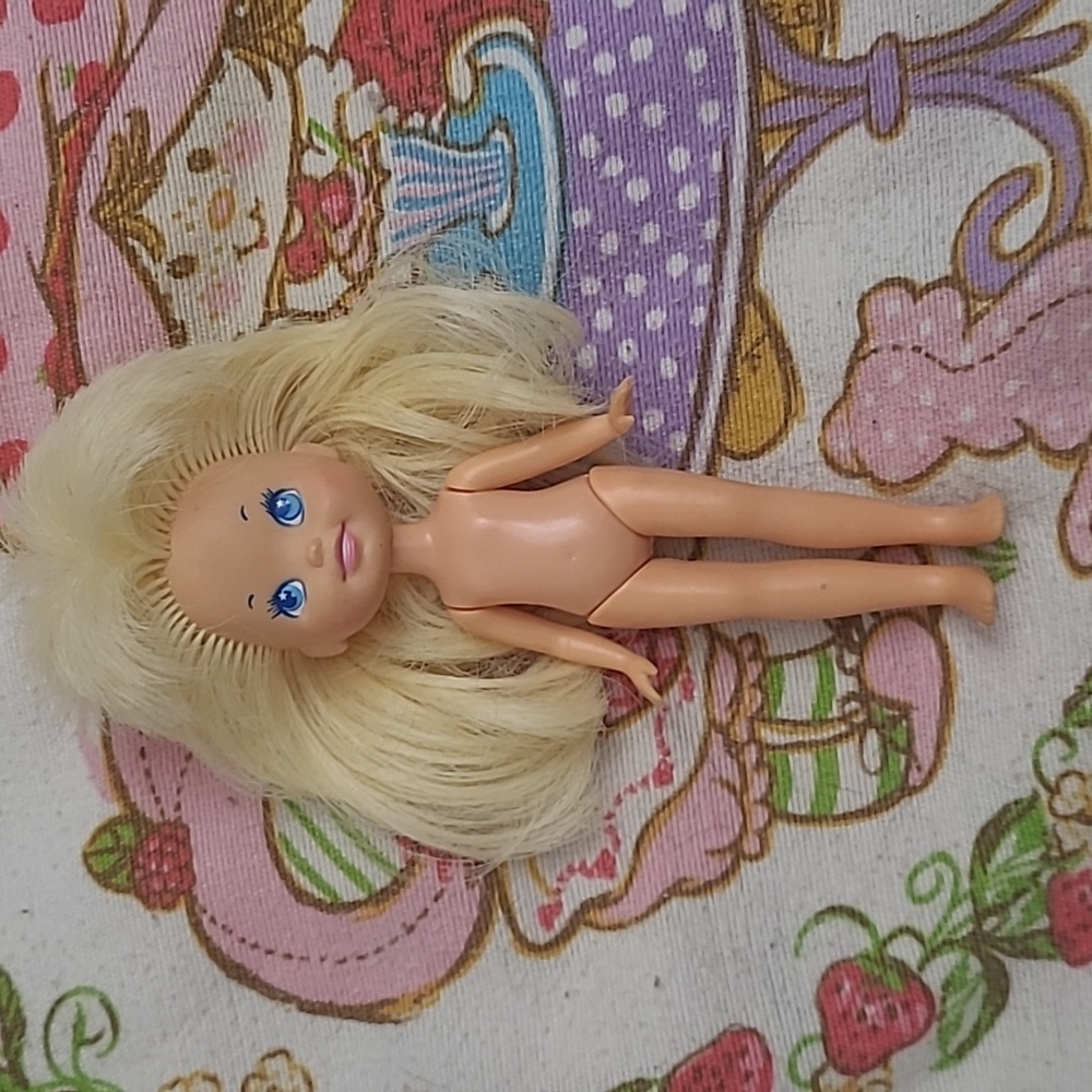 Vintage Hasbro Moon Dreamers Doll